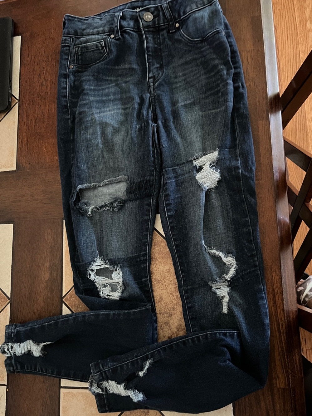 & Other Stories Dark Washed Ripped Skinny Jeans